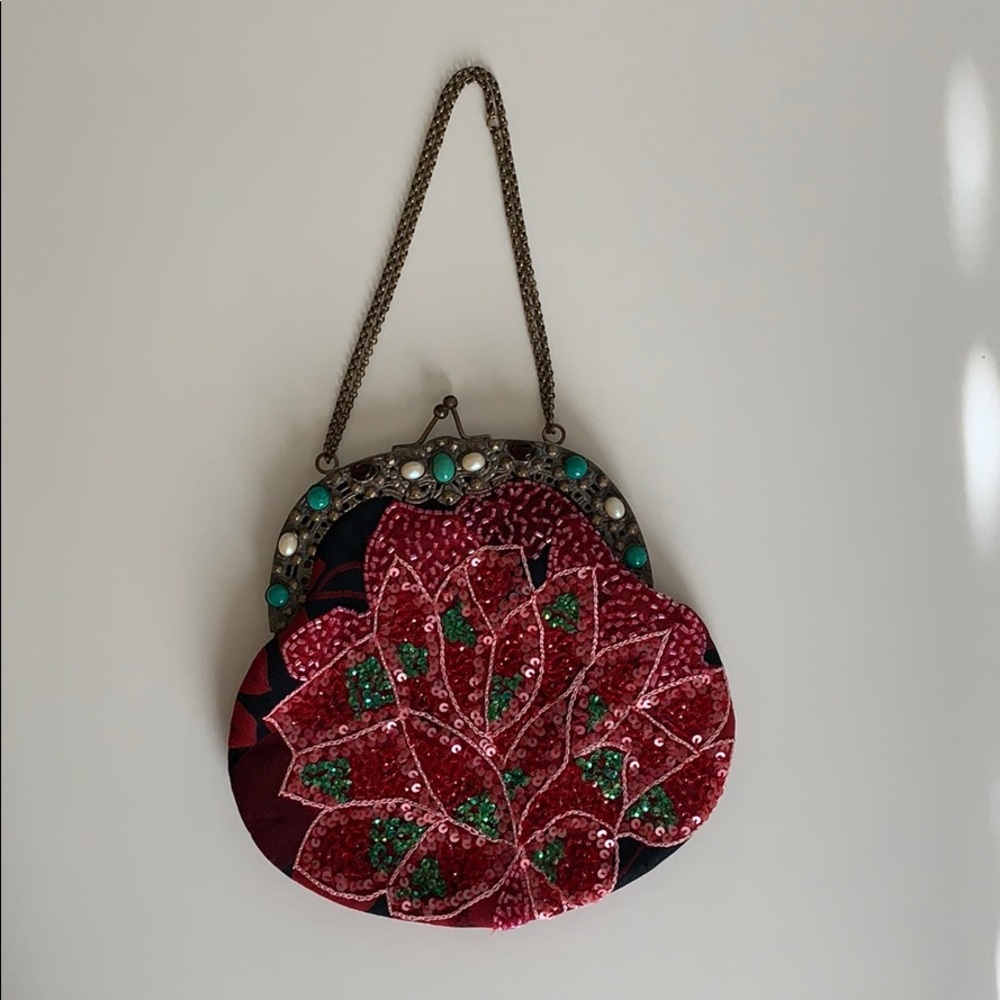 Cache evening sequence purse